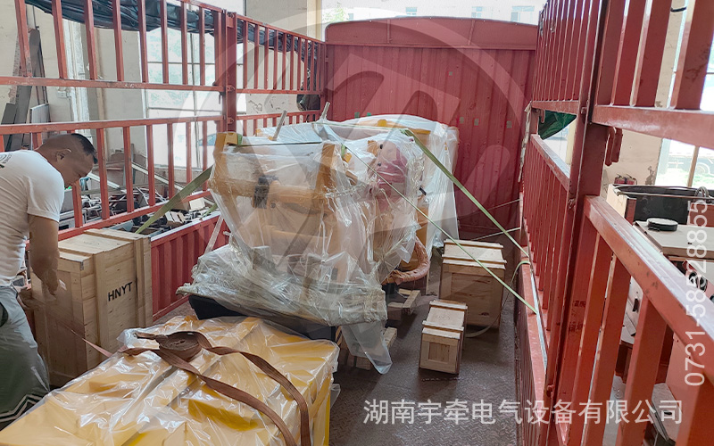 2.5噸蓄電池電機車出口海外 2.jpg